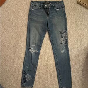 Women's Blue Floral Embroidered Jeans